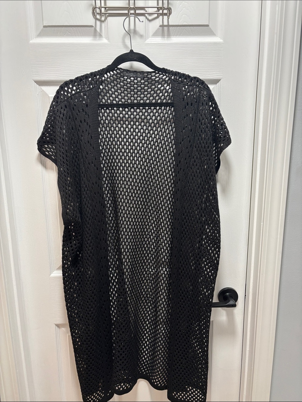 Do everything in love Black Open-Weave Sleeveless Duster